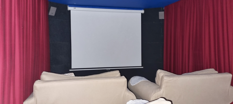 4 Bedroom Property for Sale in Bredasdorp Western Cape